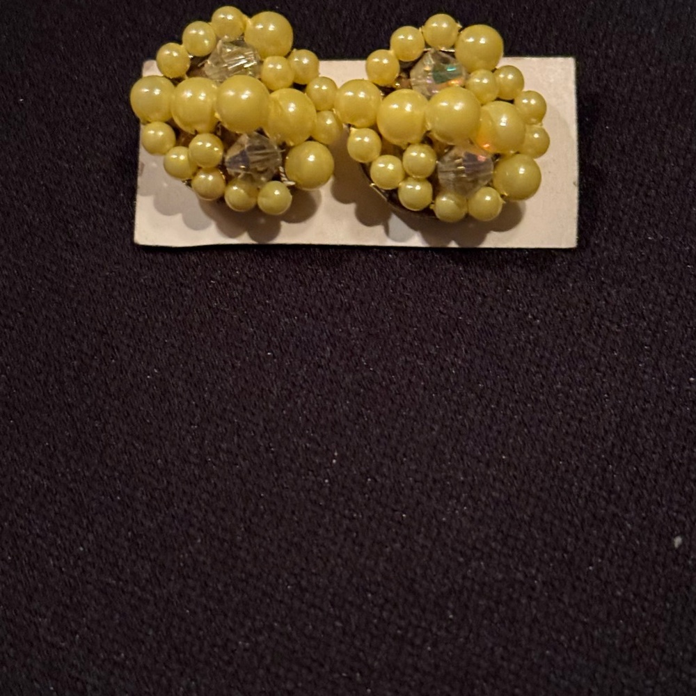 Chic Yellow Cluster Earrings
